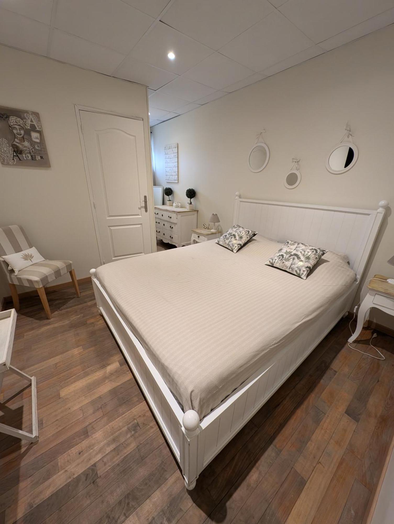 Appart'Hotel Auxerre Moneteau Ruang foto