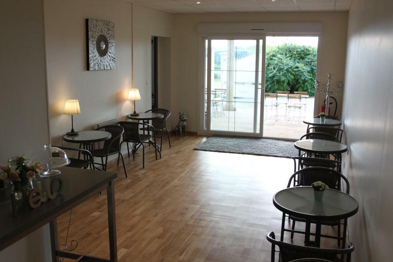 Appart'Hotel Auxerre Moneteau Bagian luar foto