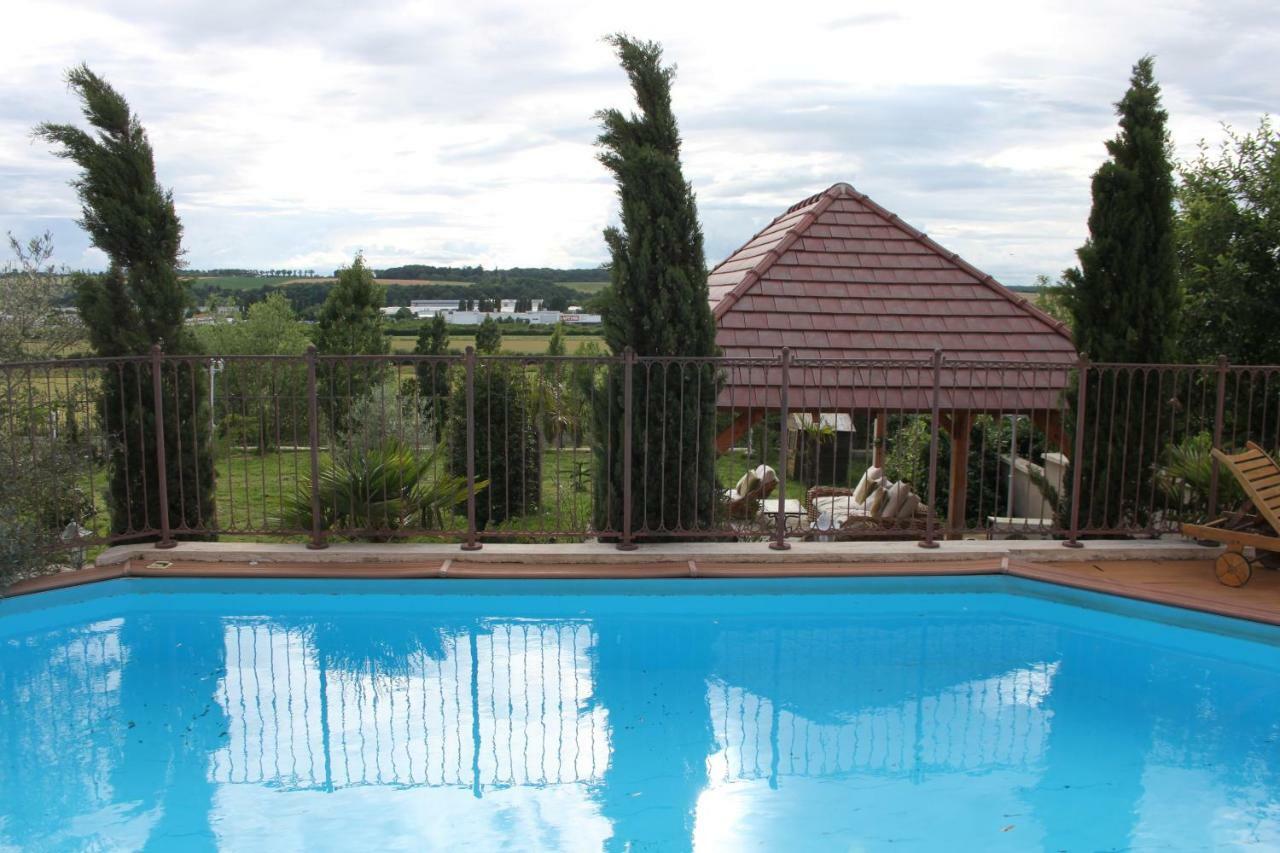 Appart'Hotel Auxerre Moneteau Bagian luar foto