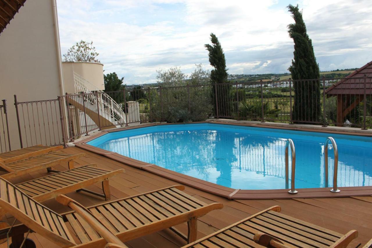 Appart'Hotel Auxerre Moneteau Bagian luar foto