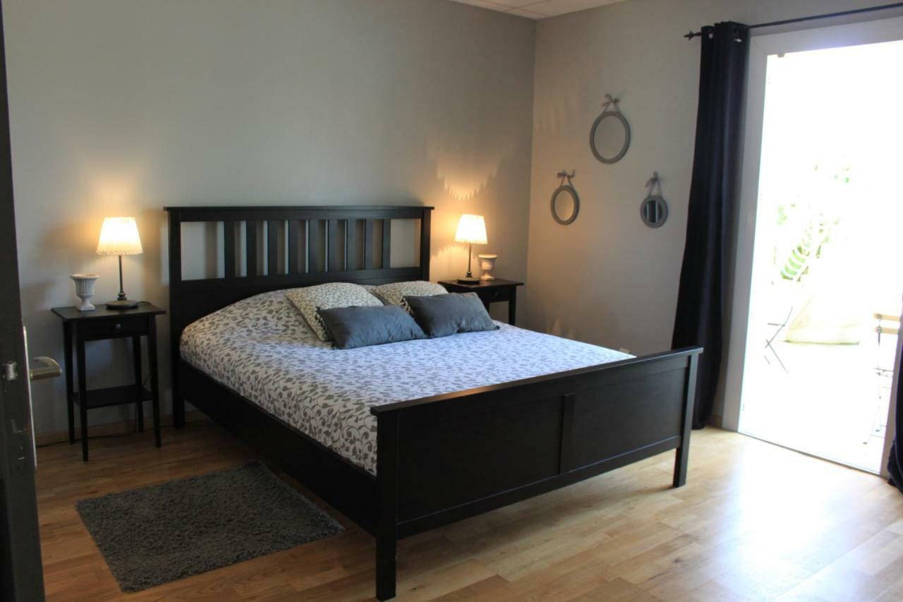 Appart'Hotel Auxerre Moneteau Bagian luar foto